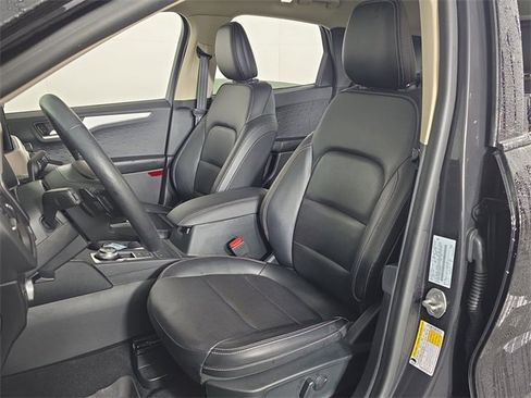 Used 2020 Ford Escape SEL image 17