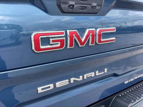 Used 2024 GMC Sierra 1500 Denali RWD image 27