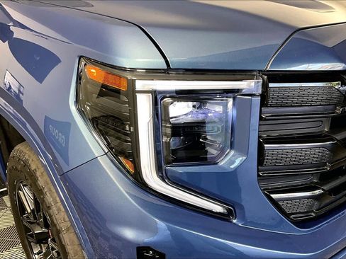 Used 2026 GMC Sierra 1500 Elevation w/ Elevation Premium Package AWD/4WD image 27