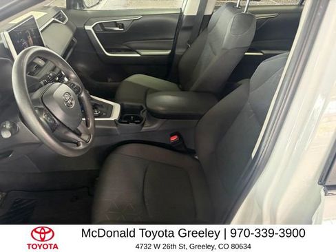 Used 2025 Toyota RAV4 XLE w/ Convenience Package image 9