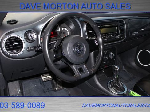 Used 2013 Volkswagen Beetle 2.0T image 9