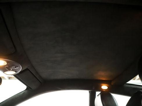 Used 2003 Aston Martin Vanquish image 38