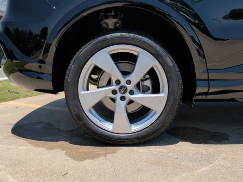 Used 2026 Audi Q5 Premium Plus AWD/4WD image 12