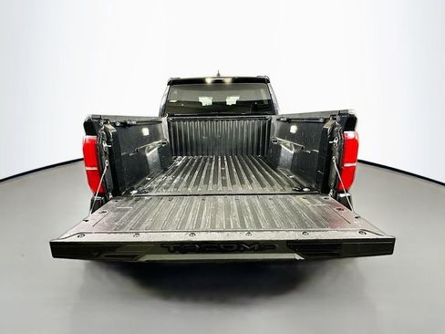 Used 2024 Toyota Tacoma TRD Off-Road image 34