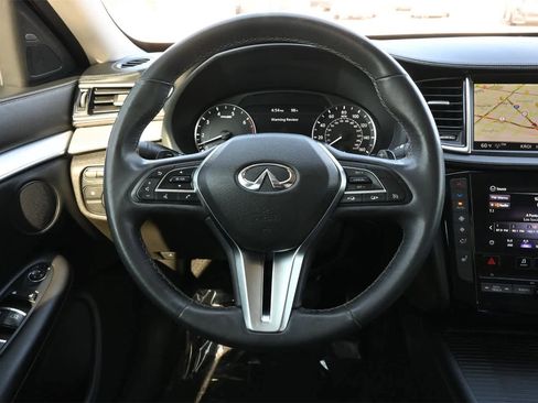 Used 2020 INFINITI QX50 Luxe w/ Navigation Package image 9