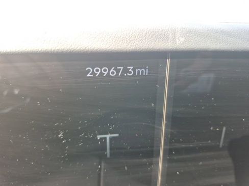 Used 2025 Lincoln Nautilus Reserve image 12