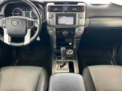 Certified 2018 Toyota 4Runner SR5 Premium AWD/4WD image 13