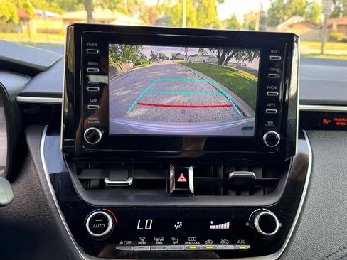 Used 2020 Toyota Corolla SE image 16