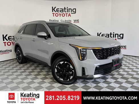 Used 2024 Kia Sorento S AWD/4WD image 2