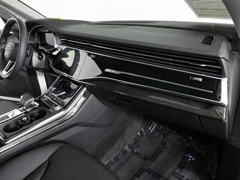 Used 2022 Audi Q7 3.0T Premium image 24