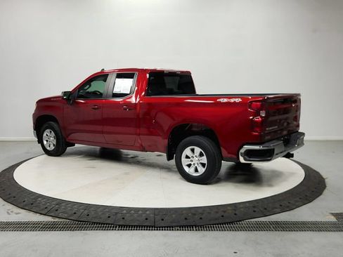 Used 2023 Chevrolet Silverado 1500 LT AWD/4WD image 6