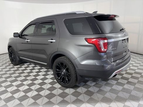 Certified 2017 Ford Explorer Platinum image 5