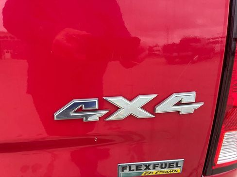 Used 2011 RAM 1500 ST w/ ST Popular Equipment Group AWD/4WD image 12