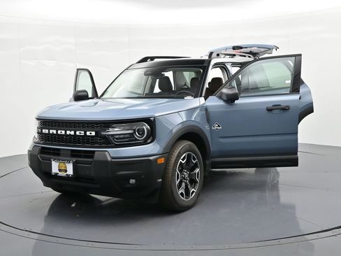 New 2026 Ford Bronco Sport Outer Banks w/ Outer Banks Tech Package+ AWD/4WD image 36