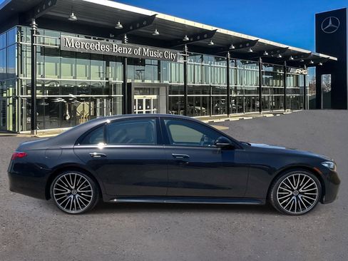 Certified 2023 Mercedes-Benz S 580 4MATIC Sedan image 2