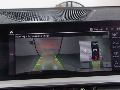 Used 2021 BMW 330i Sedan image 19