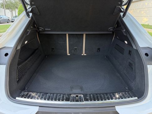 Used 2023 Porsche Cayenne image 20