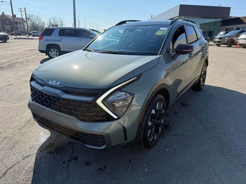 Used 2023 Kia Sportage X-Line w/ X-Line Premium Package image 3
