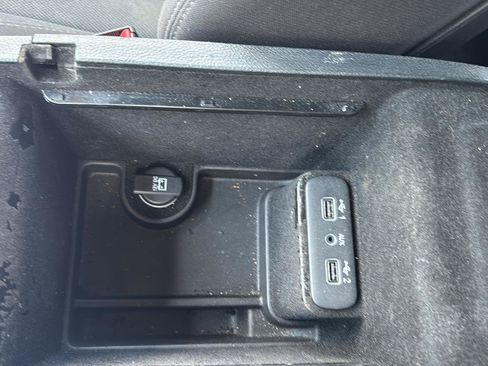 Used 2015 Dodge Charger SE w/ Power Sunroof Group AWD/4WD image 14