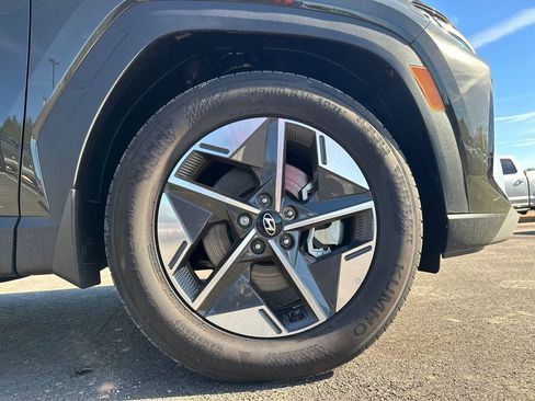 New 2025 Hyundai Tucson SEL image 12