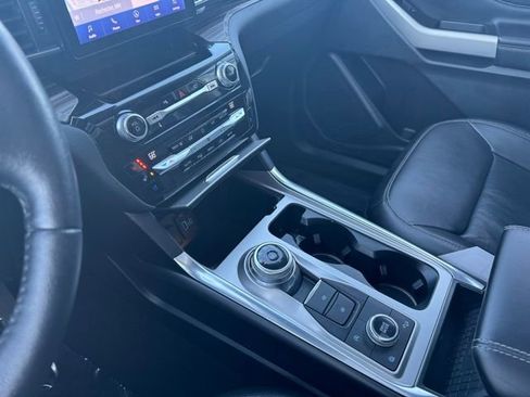 Used 2021 Ford Explorer Limited w/ Equipment Group 301A image 22