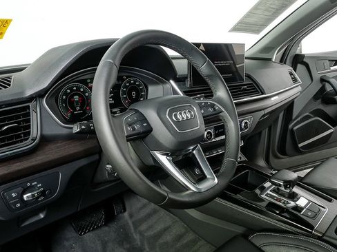 Used 2023 Audi Q5 2.0T Premium Plus w/ Premium Plus Package image 4