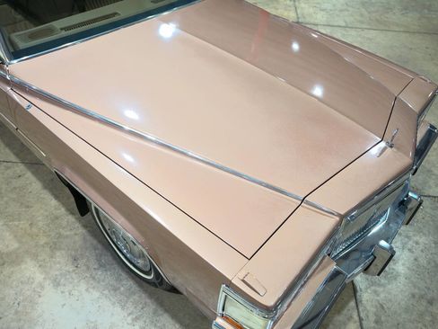 Used 1989 Cadillac Brougham image 18