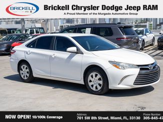 Used 2017 Toyota Camry LE video 3