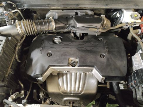 Used 2020 GMC Acadia SLE FWD image 30