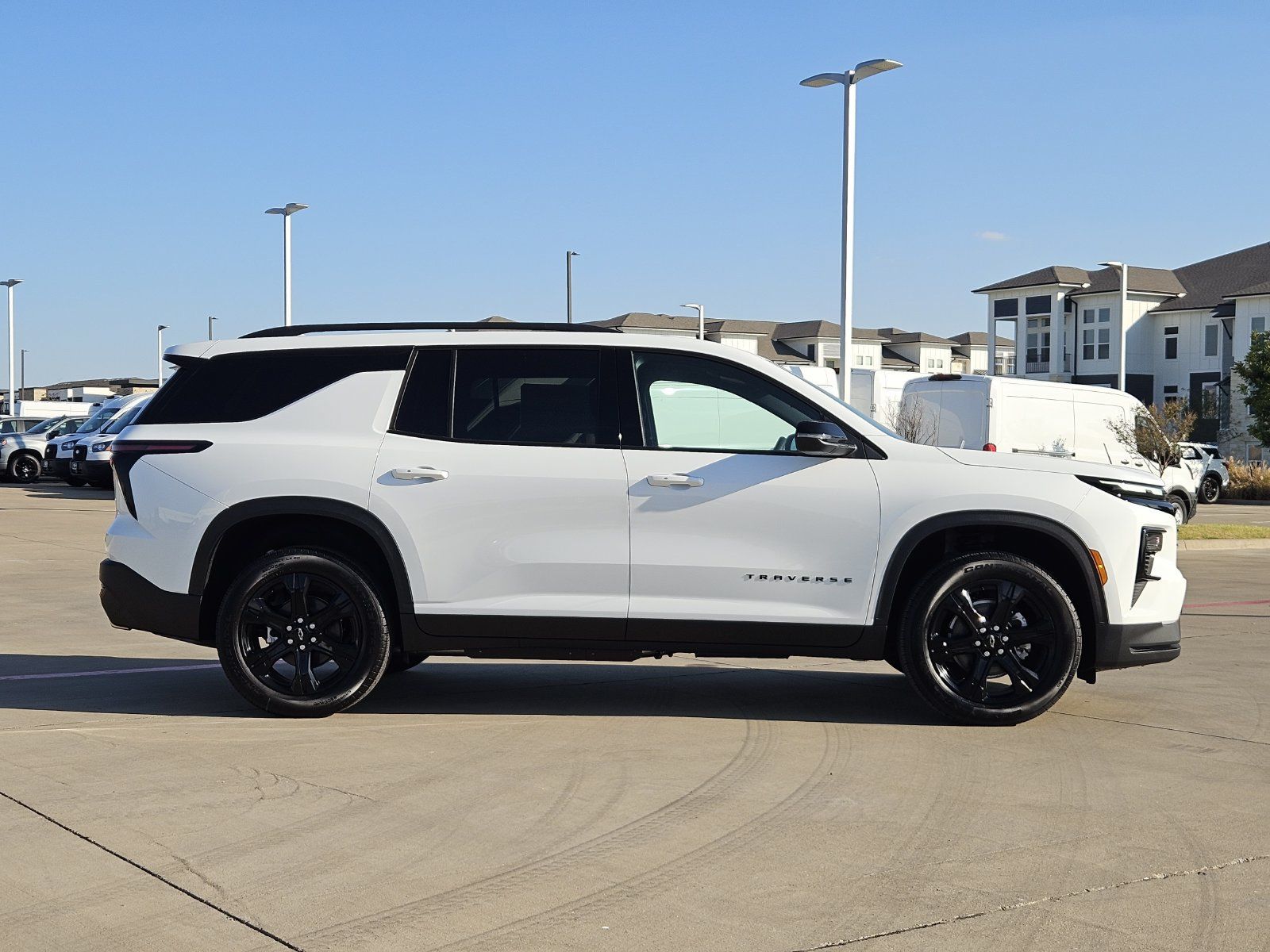 New 2027 Chevrolet Traverse LT w/ Midnight/Sport Edition FWD image 7