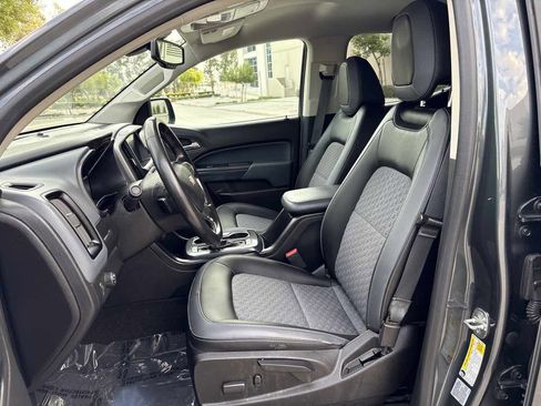 Used 2017 Chevrolet Colorado Z71 image 19