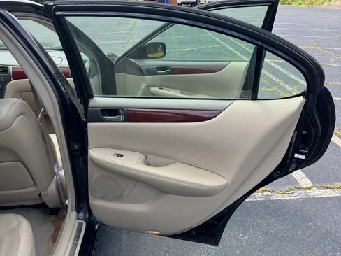 Used 2002 Lexus ES 330 FWD image 19