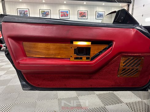 Used 1987 Chevrolet Corvette Coupe RWD image 33