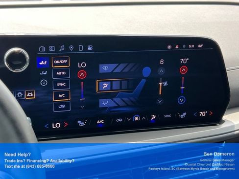 Used 2025 Chevrolet Traverse LT FWD image 38