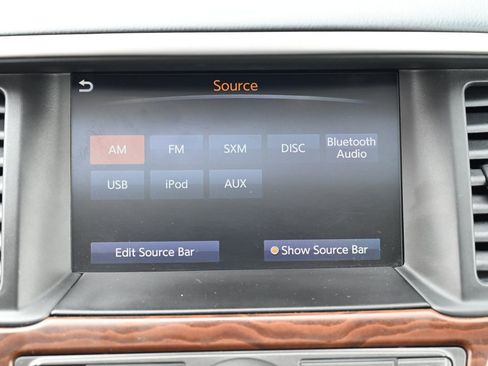 Used 2020 Nissan Pathfinder Platinum image 29