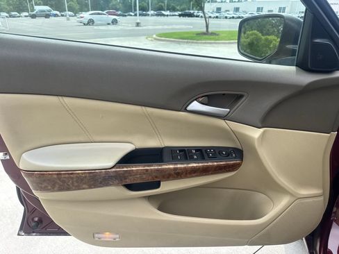 Used 2009 Honda Accord EX-L image 13