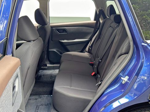 Used 2023 Nissan Rogue S AWD/4WD image 34