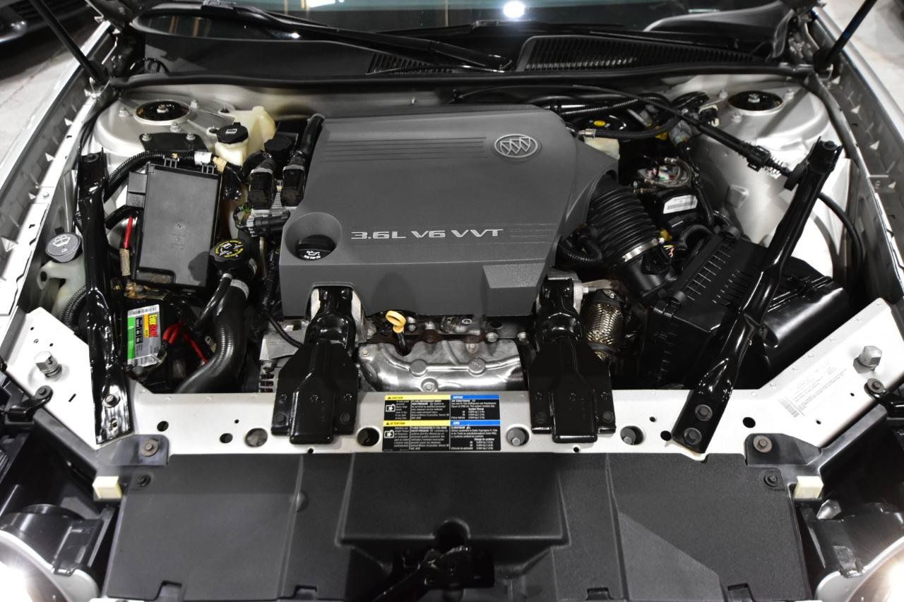 Used 2007 Buick LaCrosse CXS FWD image 30