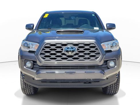 Used 2023 Toyota Tacoma TRD Sport image 2