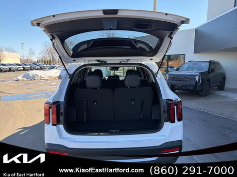New 2026 Kia Sorento S AWD/4WD image 17