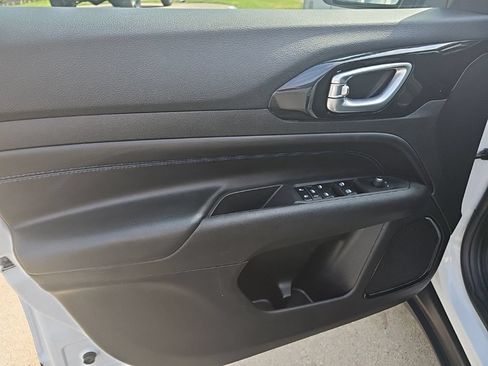 Certified 2026 Jeep Compass Limited AWD/4WD image 17