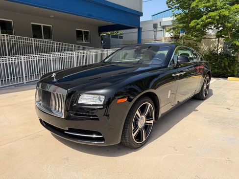 Used 2016 Rolls-Royce Wraith RWD image 2