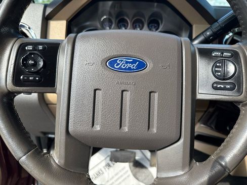 Used 2011 Ford F350 Lariat w/ Lariat Interior Pkg image 17