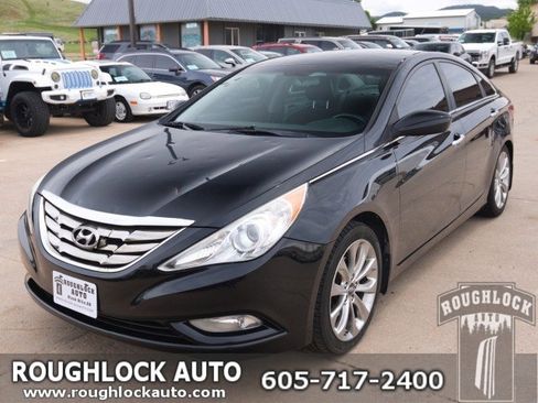 Used 2013 Hyundai Sonata SE FWD image 1