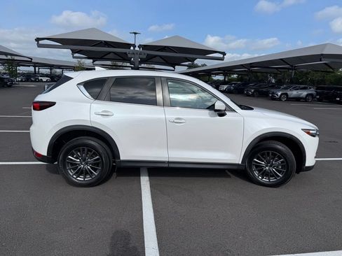 Used 2021 MAZDA CX-5 Touring FWD image 4