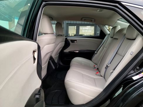 Used 2018 Toyota Avalon XLE image 20