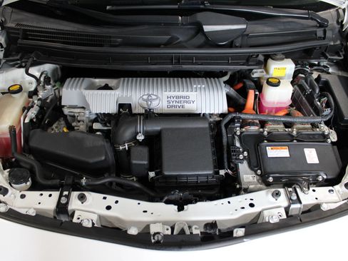 Used 2013 Toyota Prius Two FWD image 30