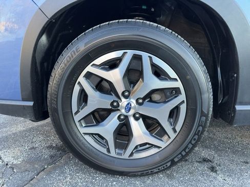 Used 2022 Subaru Forester Premium image 31
