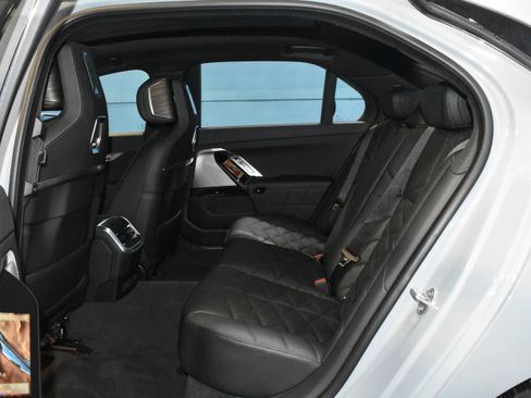 New 2026 BMW 740i xDrive image 15