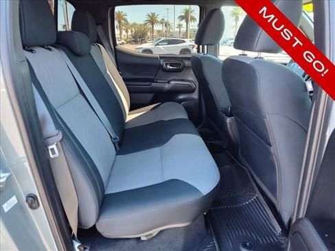 Used 2023 Toyota Tacoma TRD Off-Road AWD/4WD image 9